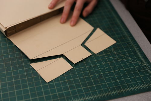 /xcdas-derivative/book-repair/figures/book-repair_p12_24_lines.jpg