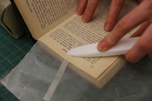 /xcdas-derivative/book-repair/figures/book-repair_p14_15_bonecenter.jpg