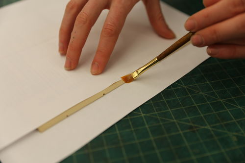/xcdas-derivative/book-repair/figures/book-repair_p15_3_applyadhesive.jpg