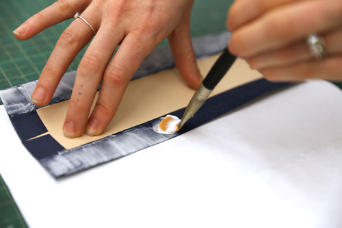 /xcdas-derivative/book-repair/figures/book-repair_p19_11_exposedcloth.jpg