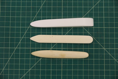 /xcdas-derivative/book-repair/figures/book-repair_p5_bonefolder.jpg