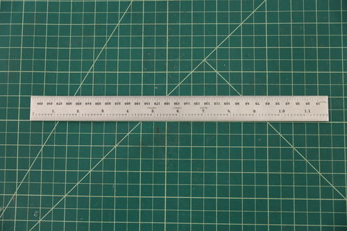 /xcdas-derivative/book-repair/figures/book-repair_p5_ruler.jpg